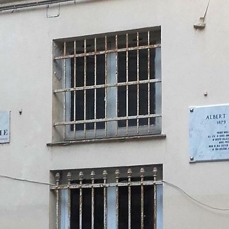La Casa Di Einstein Lejlighed Genova Eksteriør billede
