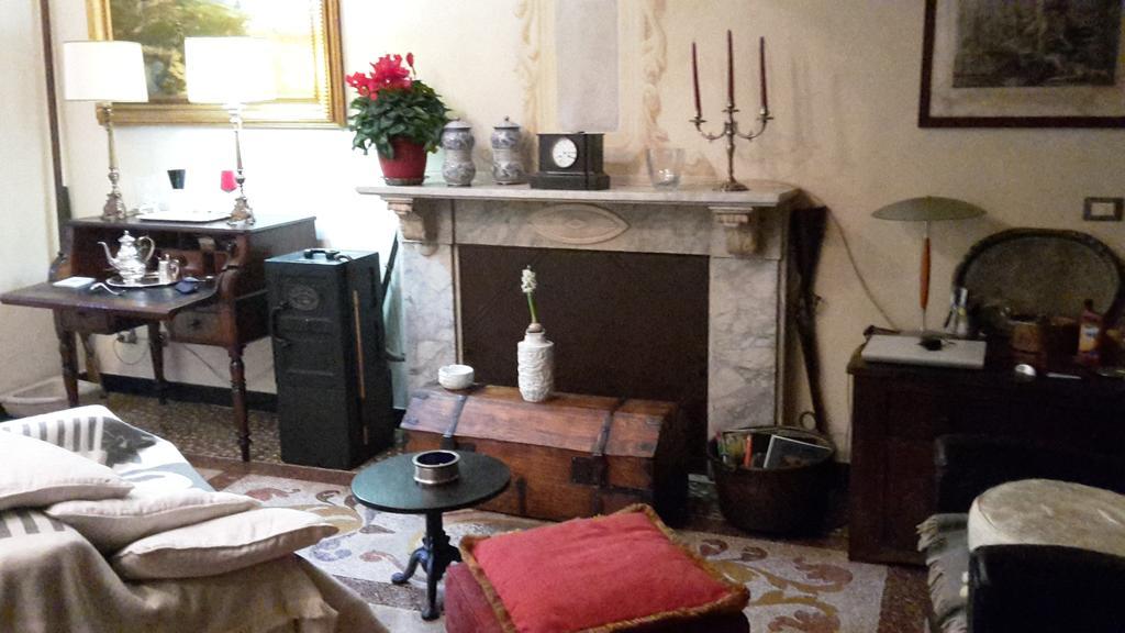 La Casa Di Einstein Lejlighed Genova Eksteriør billede
